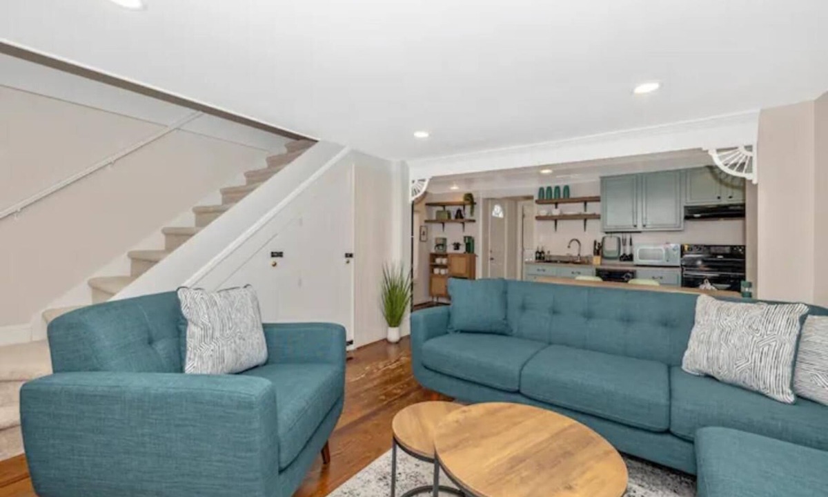 Frederick House | Unique Little Charmer in Downtown Frederick