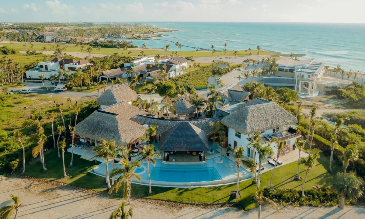 Punta Cana Villa | Unique luxury ocean-view villa w/english speaking staff & private beach club