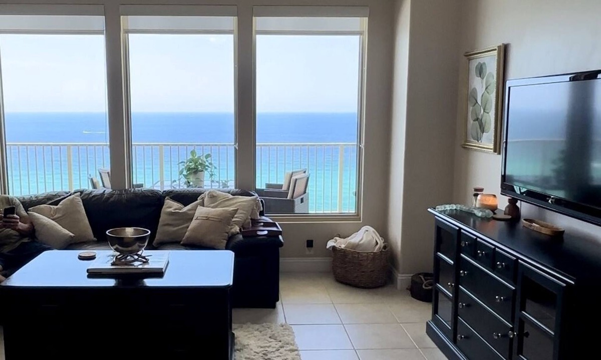 Thomas Drive Condo | Unit 1504: 2 BR, 2 BA Condominium in Panama City Beach, Sleeps 6