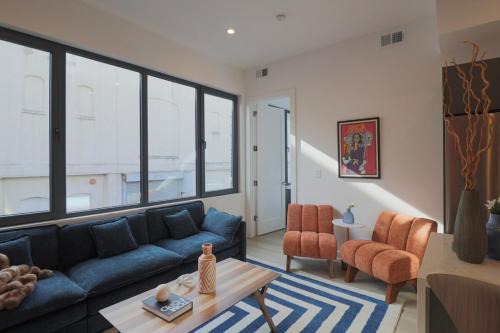 Shaw Apartment | Unit 7 Spacious 3 Bedroom Plus Sofa Bed Sleeps 10