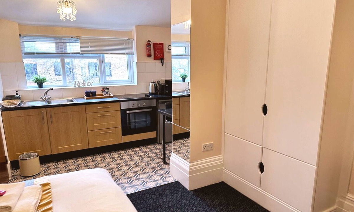 Seven Sisters House | United Lodge Apartments