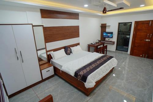 Perumbavoor Cabin | UNIVERSAL RESIDENCY