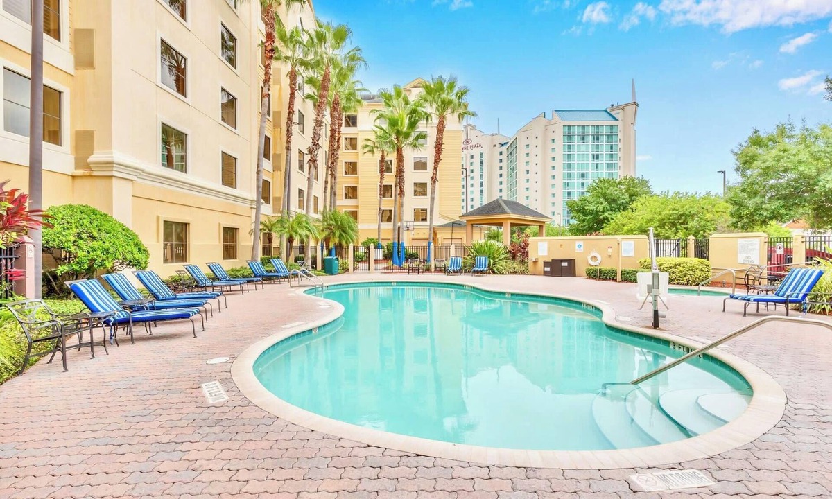 Florida Central Atlantic Coast Apartment | Universal Studio Condo w Pool and Hot Tub