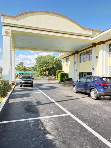 Gainesville Hotel | University Inn