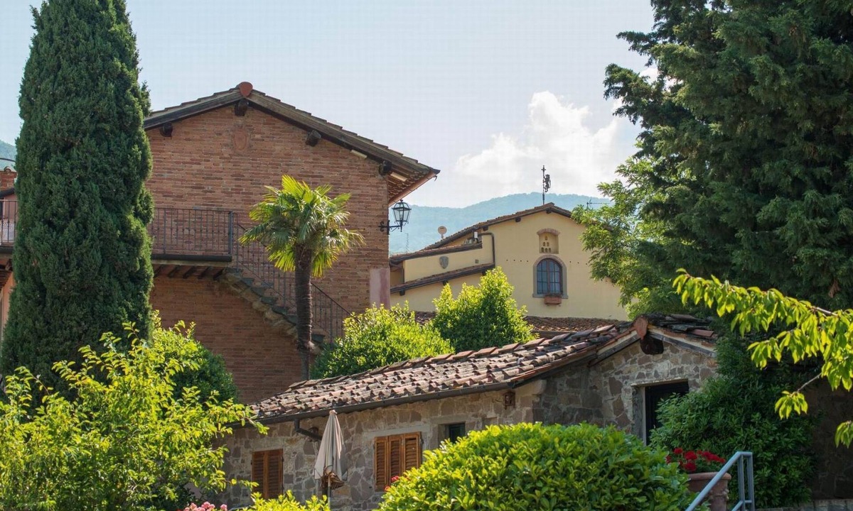 San Donato in Fronzano Apartment | Unterkunft in einer Residenz mit Restaurant und by Interhome