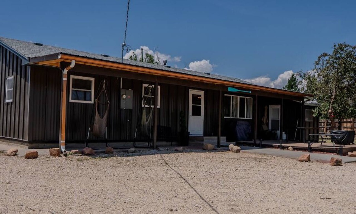 Casper House | Unwind at this cozy riverfront retreat with scenic views and a quiet setting. Perfect for a comfortable stay close to town, outdoor activities, and local amenities.