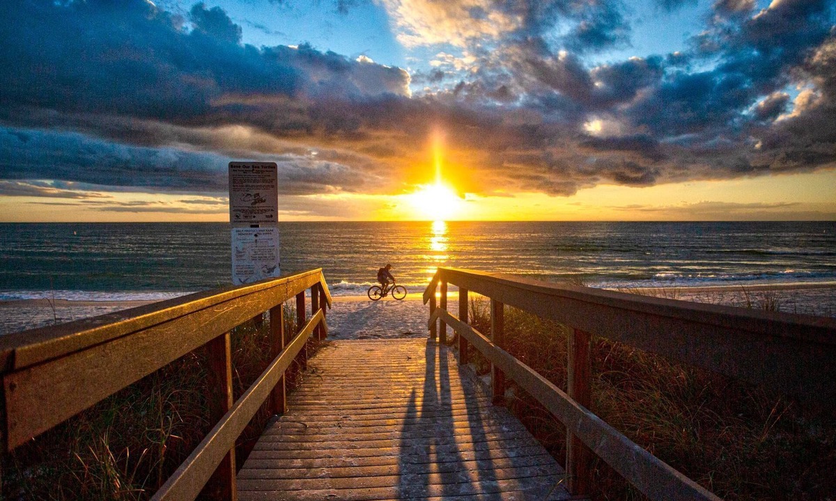 Madeira Beach Cottage | Unwind in Studio Cottage, Steps From the Beach, Heated Pool and a Short Walk to Johns Pass Village.