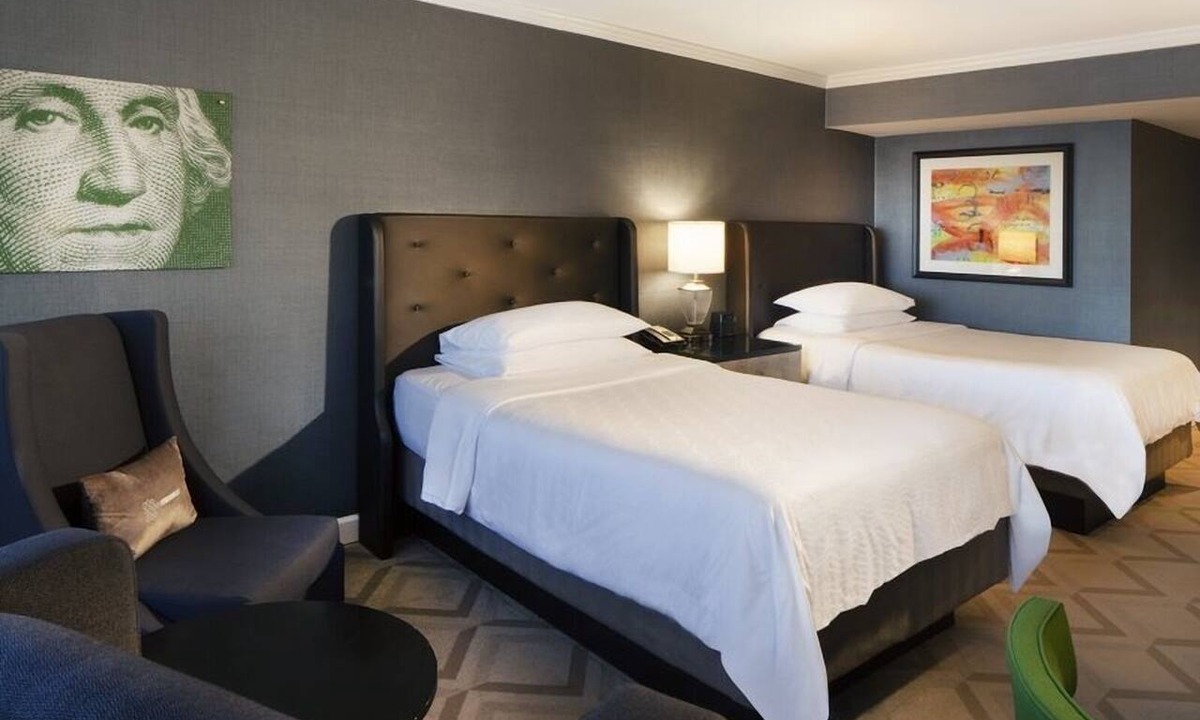 West End Hotel | Unwind in Style and Comfort! 3 Relaxing Units at Melrose Georgetown Hotel