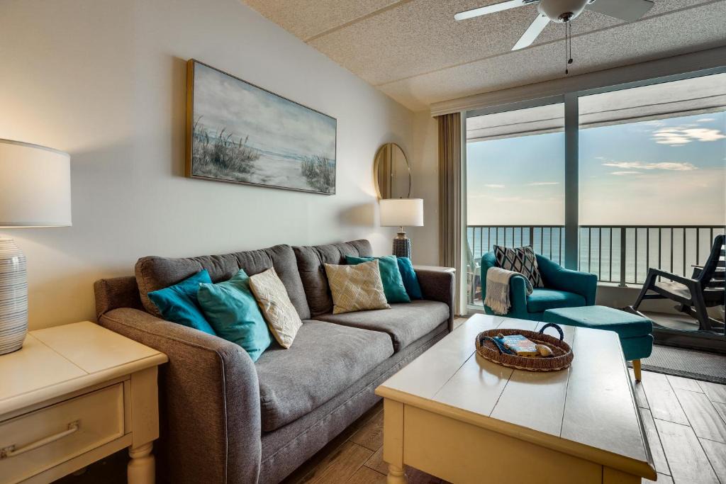 Ponce Inlet House | Unwind Poolside, Walk to Shore! Ponce Inlet Escape