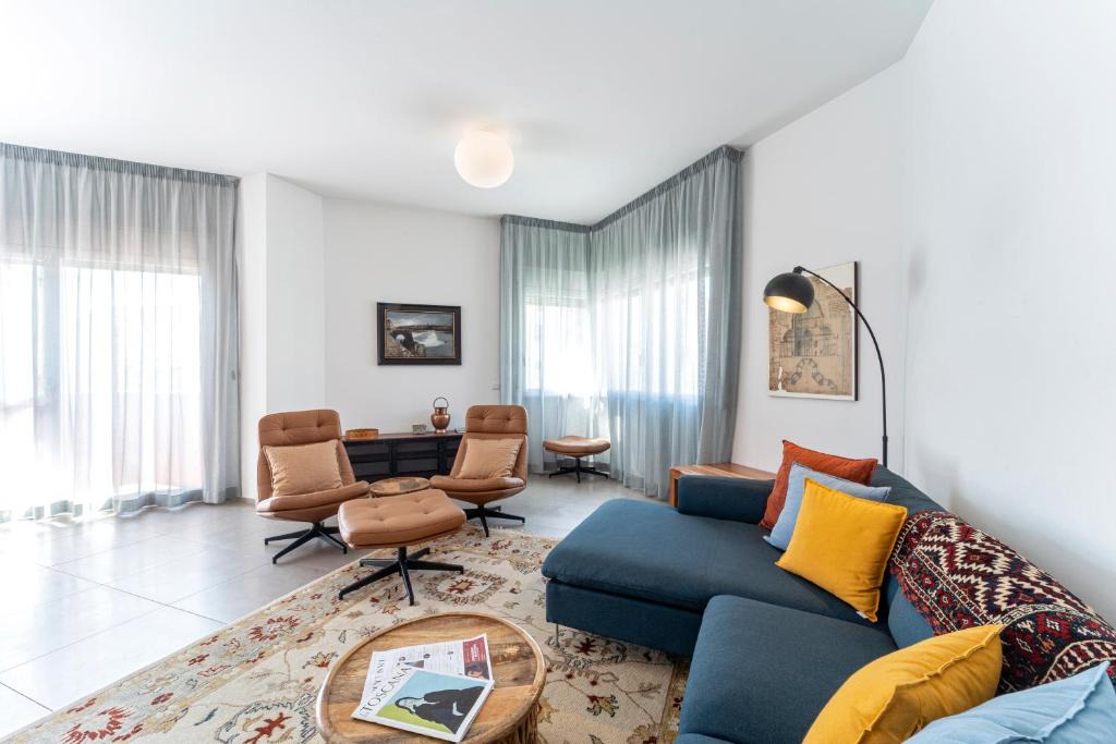 Porta al Prato Apartment | UNYCA - Bright Florence Apartment
