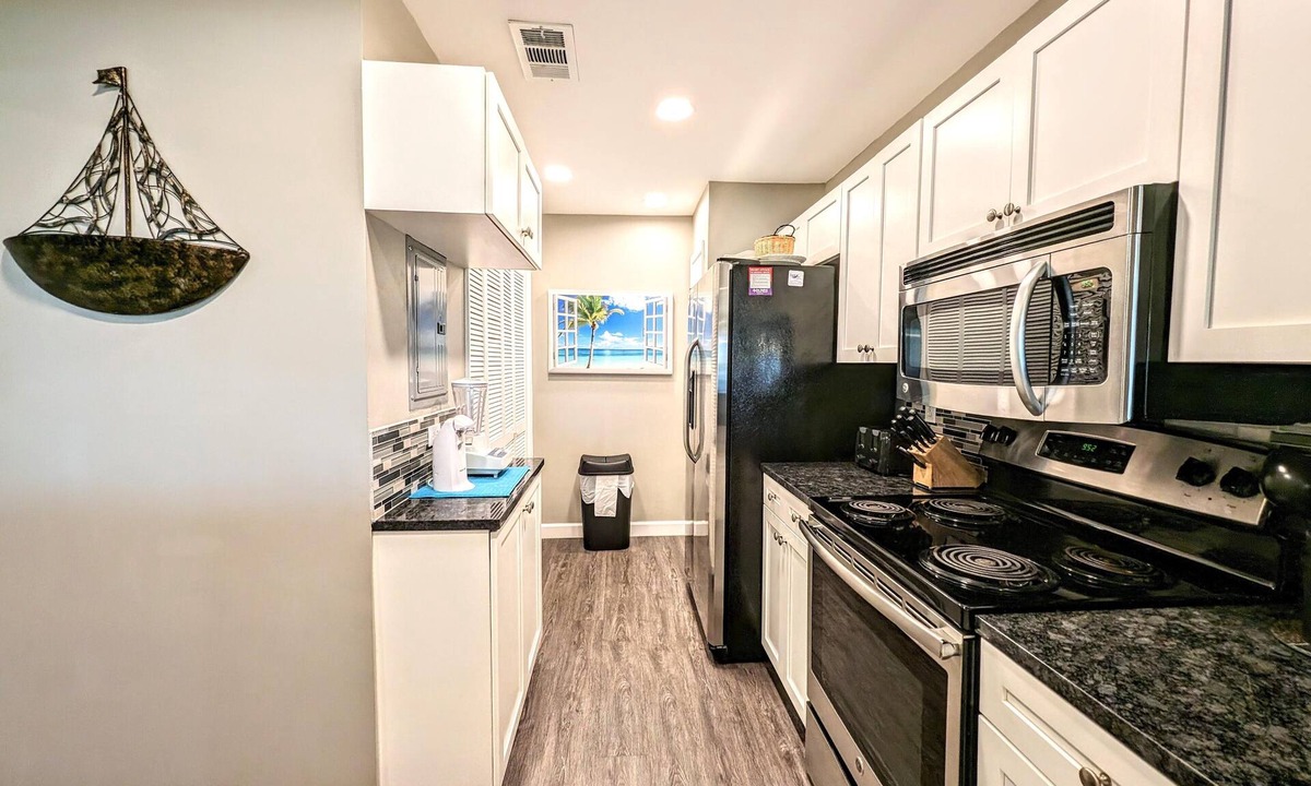 Panama City Beach Condo | Updated 3/3 Edgewater Villa, Guaranteed Clean!