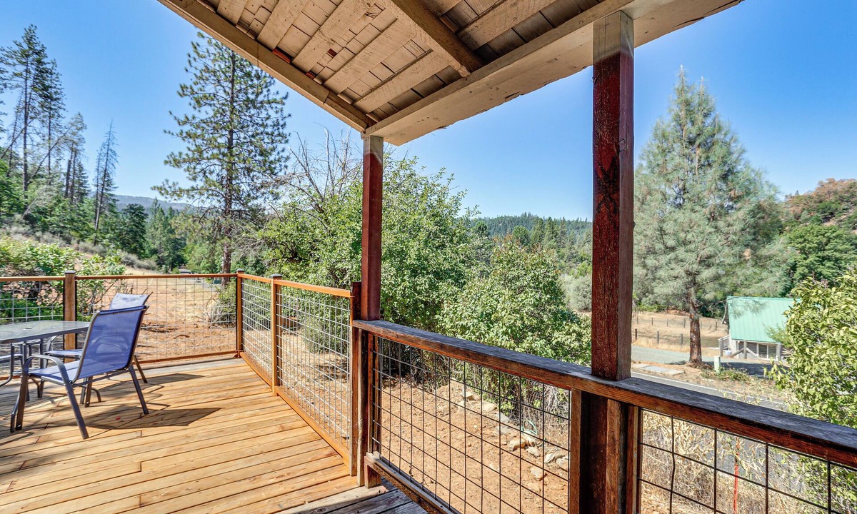 Lewiston Cottage | Updated Cabin in Lewiston Historical District!