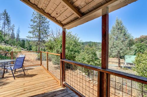 Lewiston House | Updated Cabin in Lewiston Historical District!