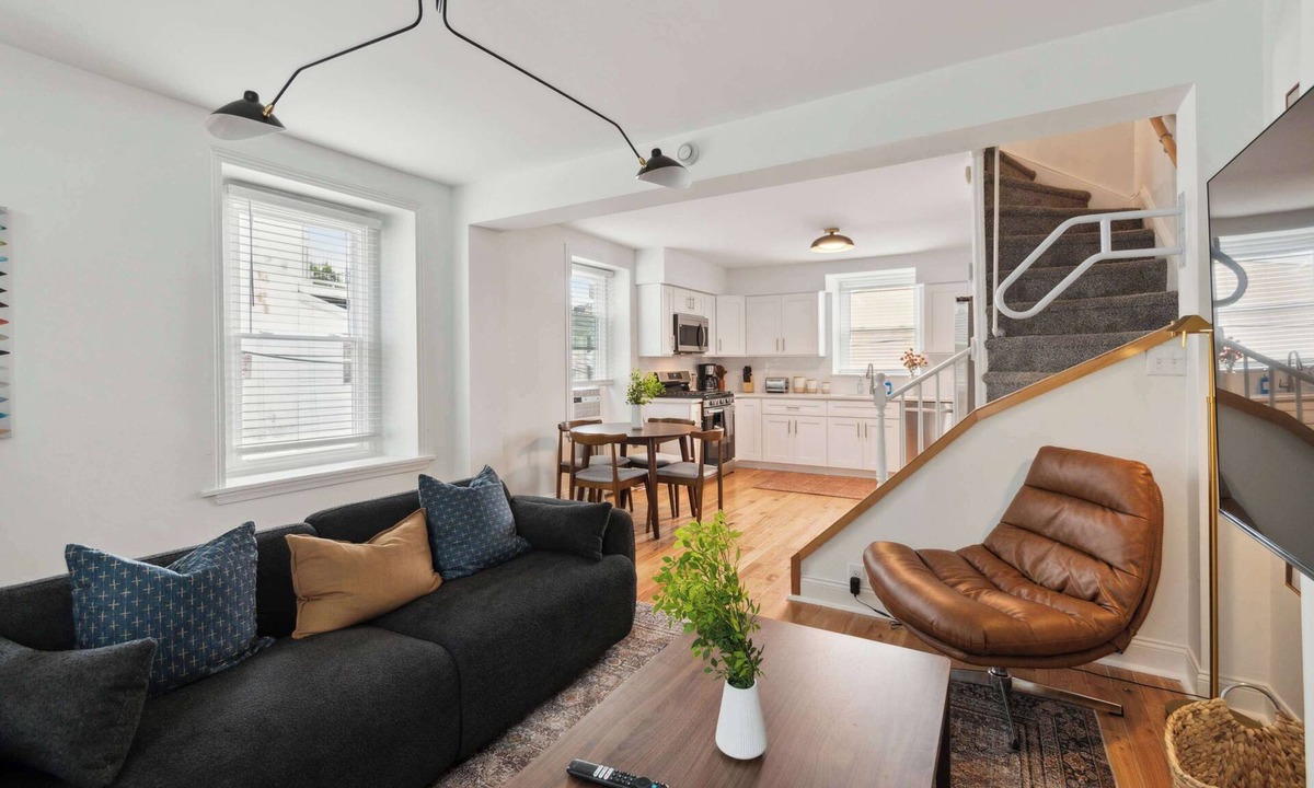 Manayunk House | Updated Corner Rowhome with Parking, Sleeps 8