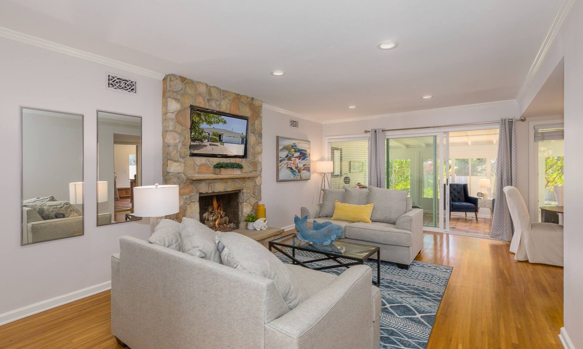 Eastside House | Updated Eastside home near Montecito w/HotTub, gated yard, 2 car garage, EV Chgr