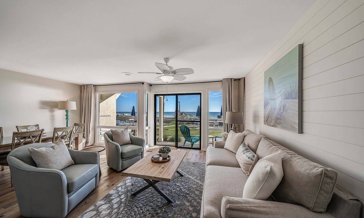 Fort Bay Condo | Updated Latitude 29 #26 Beachfront w/Heated Pool, Hot Tub, Grills & Free Golf