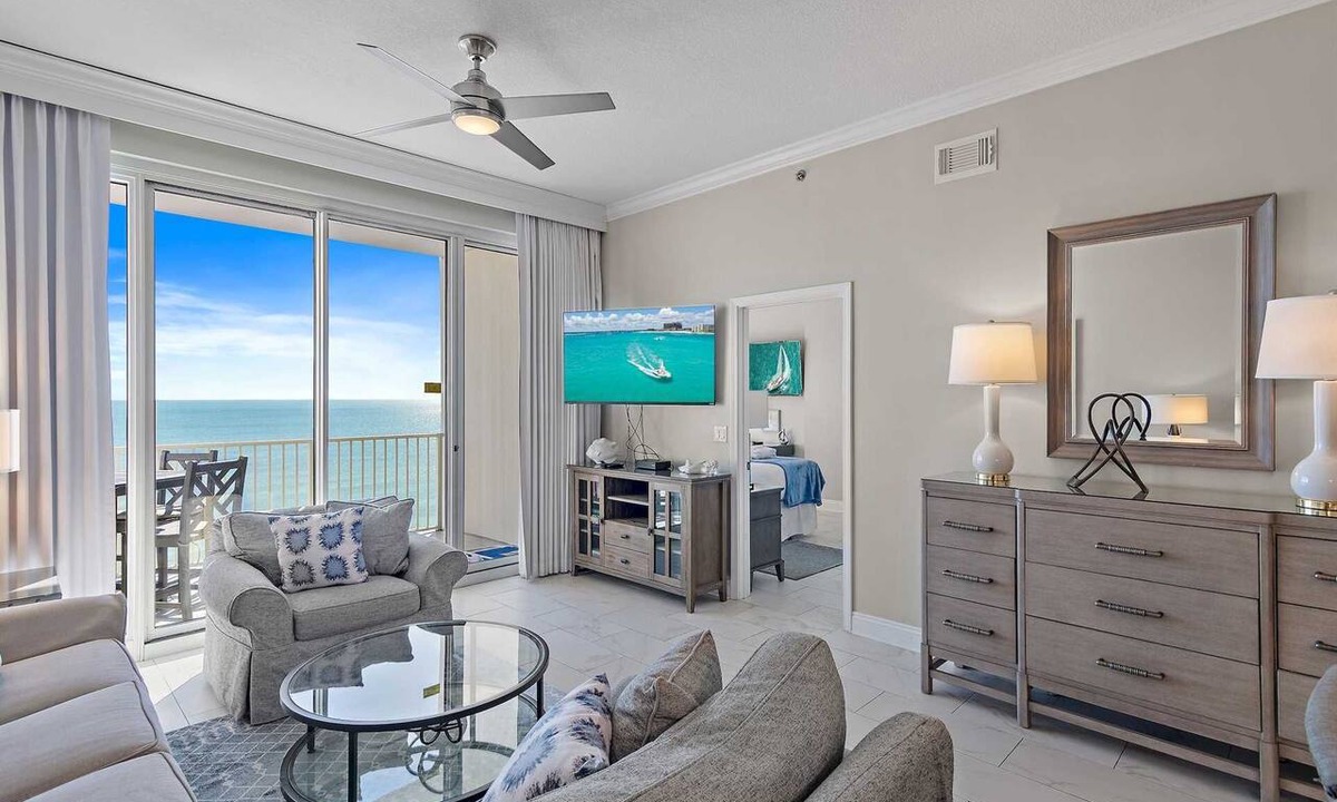 Miramar Beach Condo | Updated Leeward Key 1005, 2 bed/2 Bath, Beach Service beautiful condo