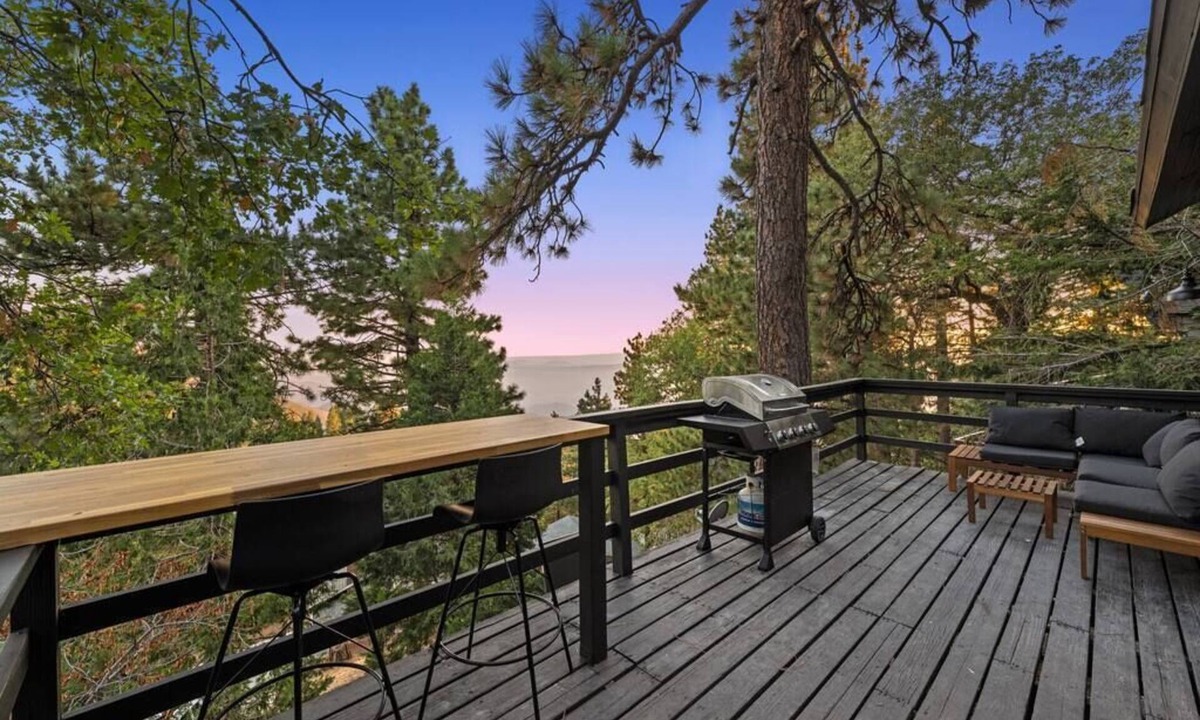 Running Springs House | Updated Mountain Cabin Retreat with Majestic Views