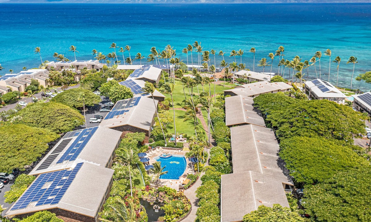 Napili Condo | Updated Studio, AC, steps to beach SPECIAL RATES JULY DUE TO CANCELATION