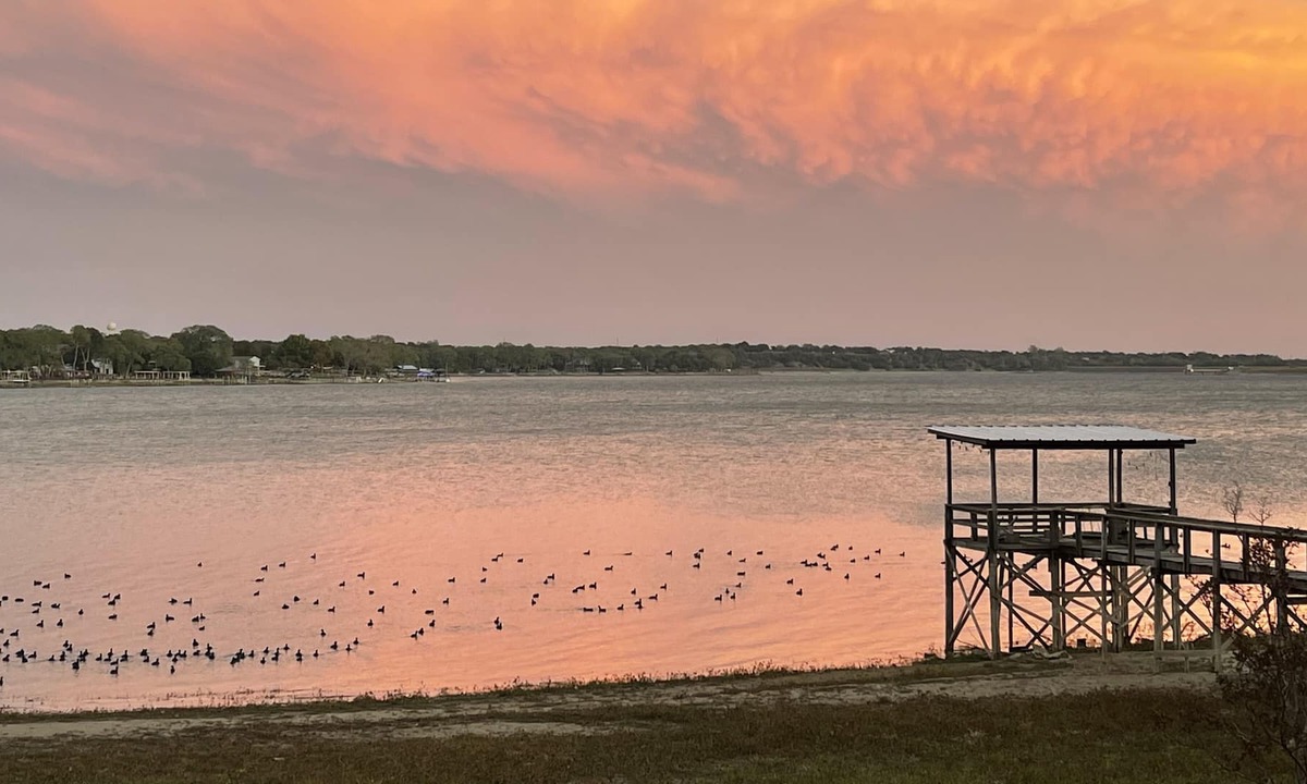Weatherford Cabin | Updated Waterfront Lakehouse