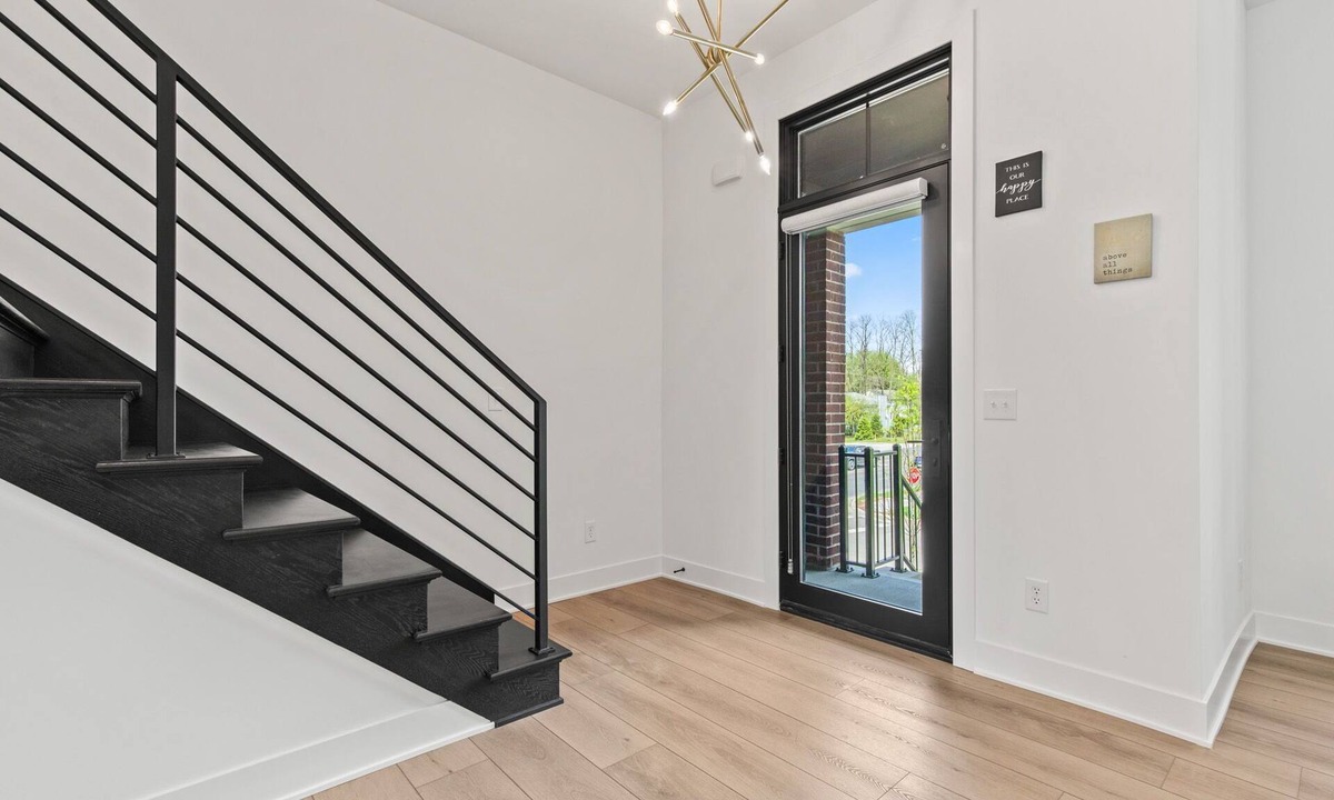 Carmel House | Upscale 4BR Townhome – Walk to Shops & The Monon!