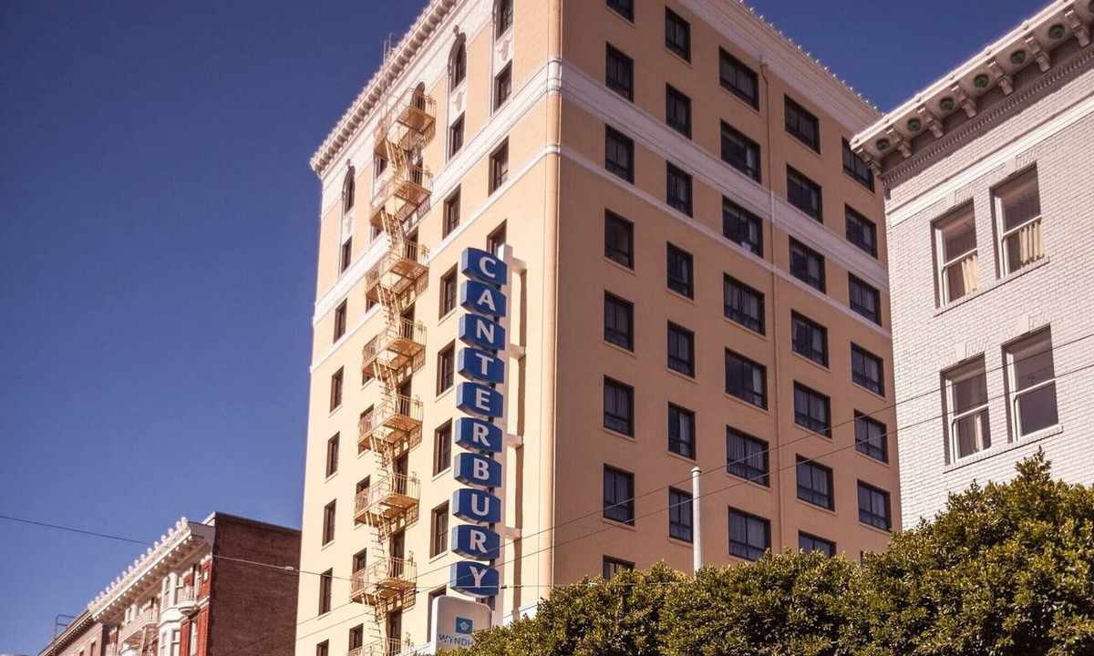Lower Nob Hill Hotel | Upscale and located in Down Town San Fran close to Alcatraz and Golden Gate Bridge