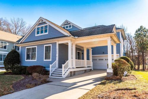 Sun Ridge House | Upscale Bayside Home 4 Bedroom Sleeps 14