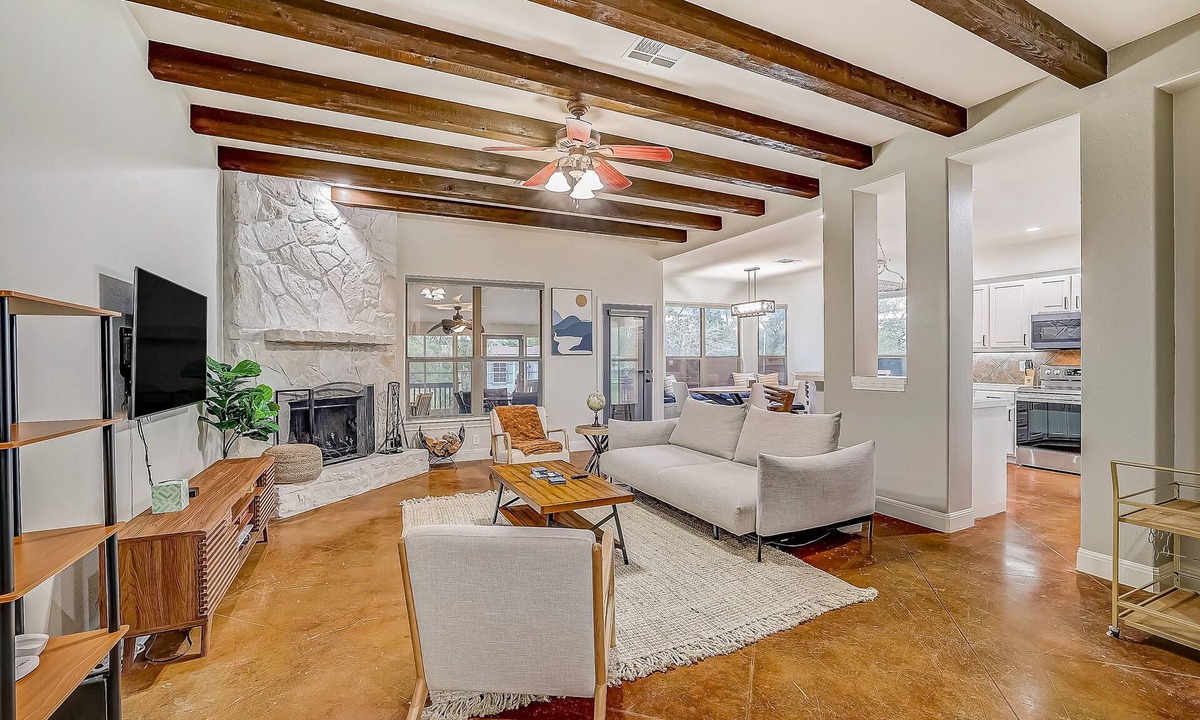 Dripping Springs House | Upscale ranch retreat with hot tub, screened porch, deck & firepit