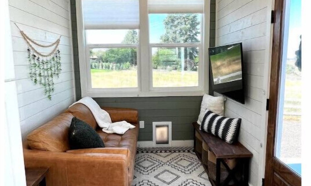 Caldwell House | Urban Tiny Home Getaway