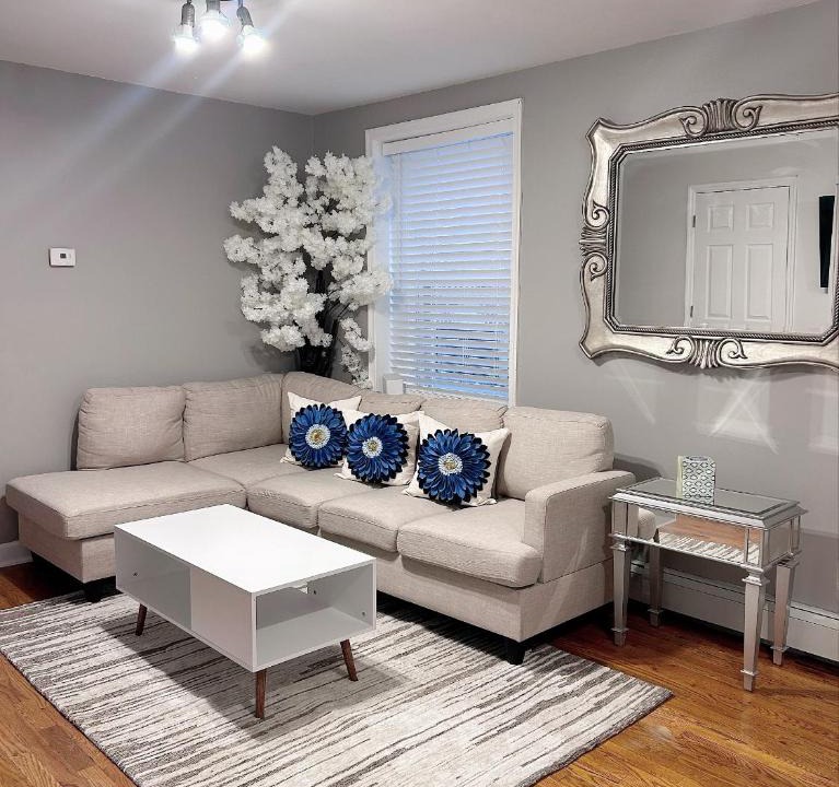 Glen Ridge Apartment | Urban Zen