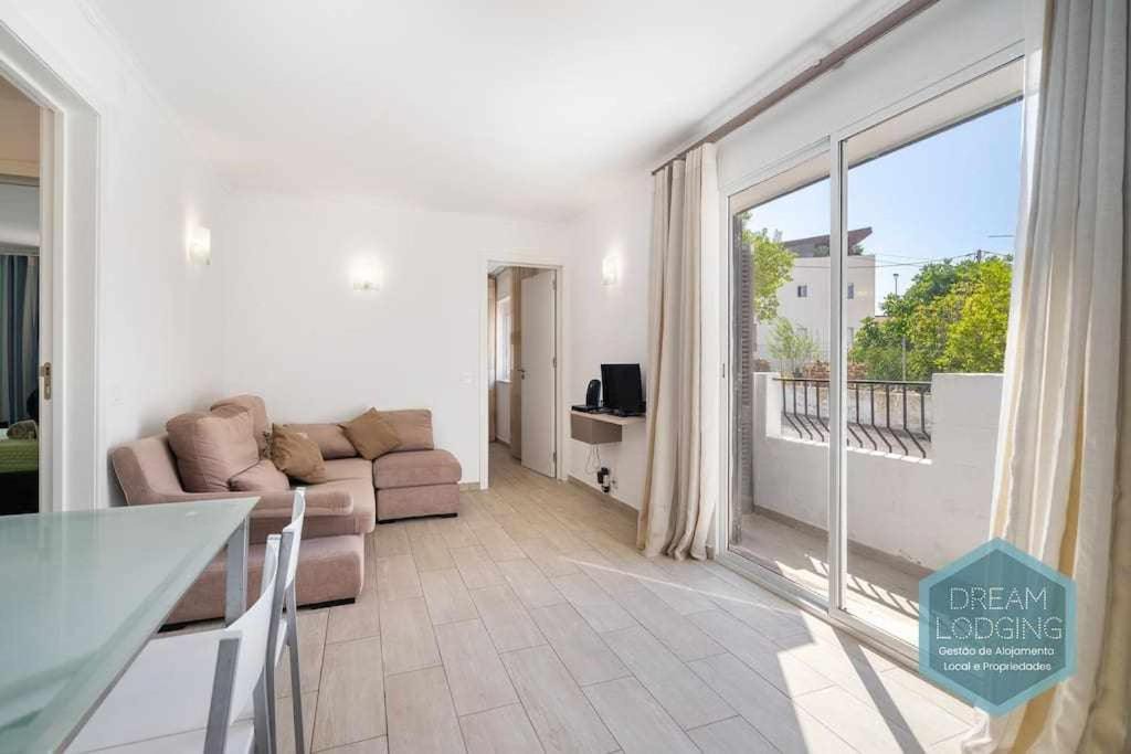 Montechoro Apartment | Urbisol Dream Lodging