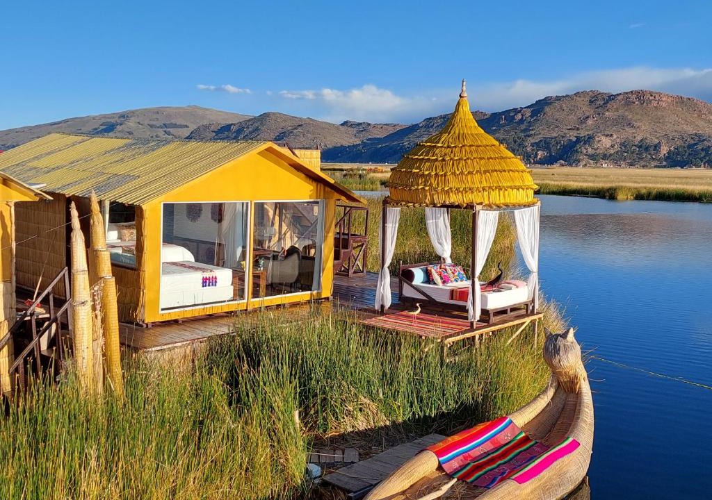 Puno Cabin | Uros Lodge Perú