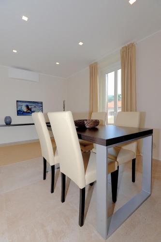 San Giovanni-Chiadino-Rozzol Apartment | ursich casa