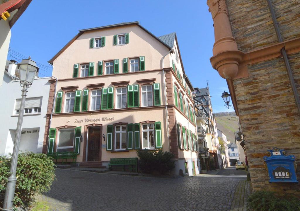 Uerzig House | Urzig Heritage Riverside Stay