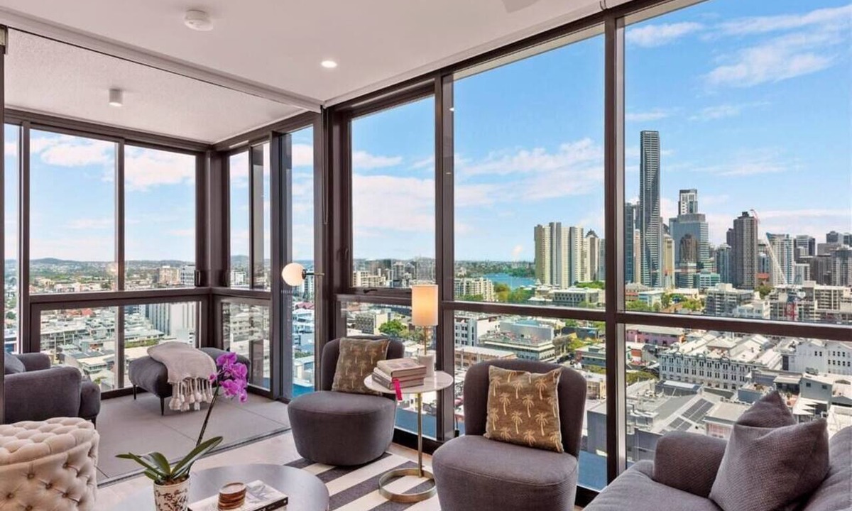 Fortitude Valley Apartment | Utopia Suites Luxe Sky Home/Sensational Views 2B/2Bath/Park