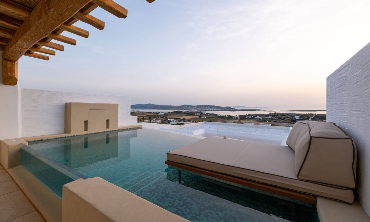 Nea Cryssi Akti Hotel | Utopia Suites by Anna Platanou - Adults only