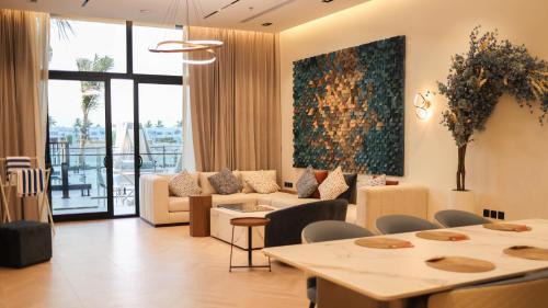 Durrat Al-Arous Apartment | V Beach