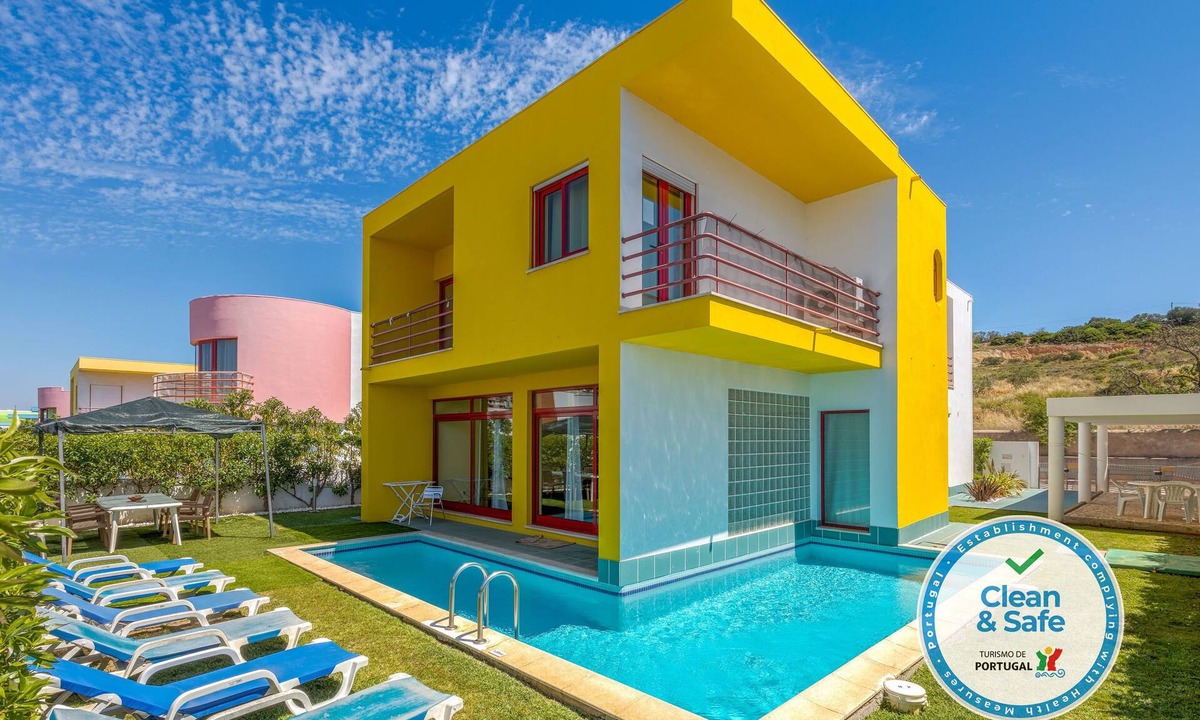 Albufeira Villa | V4 Villa with private pool, garden and sea views
