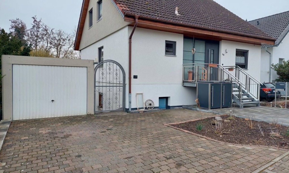 Woellstein Apartment | Vacation apartment Schwarz