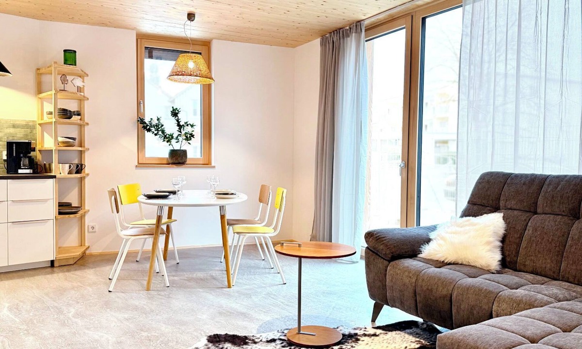 Wasserburg Apartment | Vacation apartment Halbinsel52 I Garten - Your feel-good oasis in Wasserburg on Lake Constance