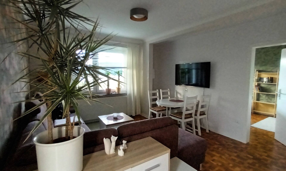 Heckengereuth Apartment | Vacation apartment at the Ratscher mountain lake