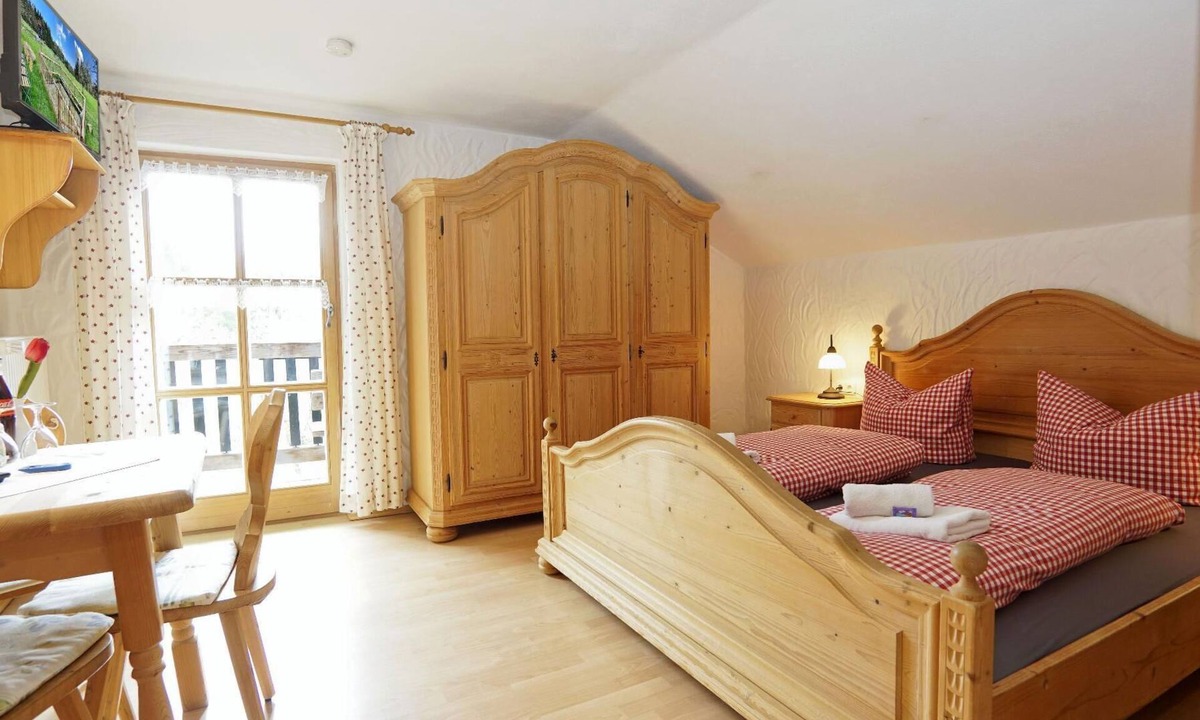 Eppenschlag Apartment | Vacation apartment "Waldeck" with balcony - enjoy and relax in the Bavarian Forest