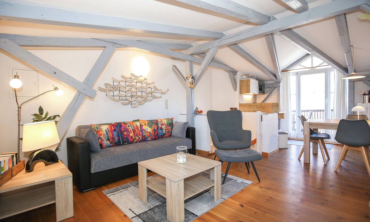 Kuehlungsborn Apartment | Vacation apartment with balcony, sauna and WLAN - dogs allowed