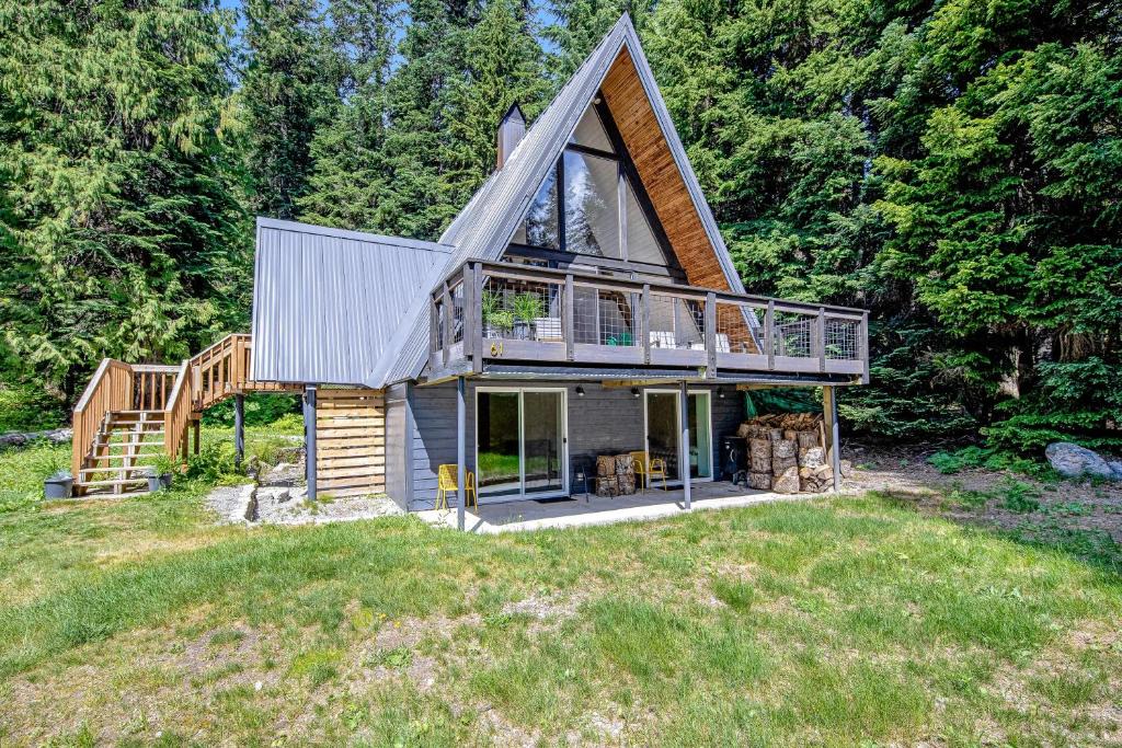 Hyak House | Vacation Elation