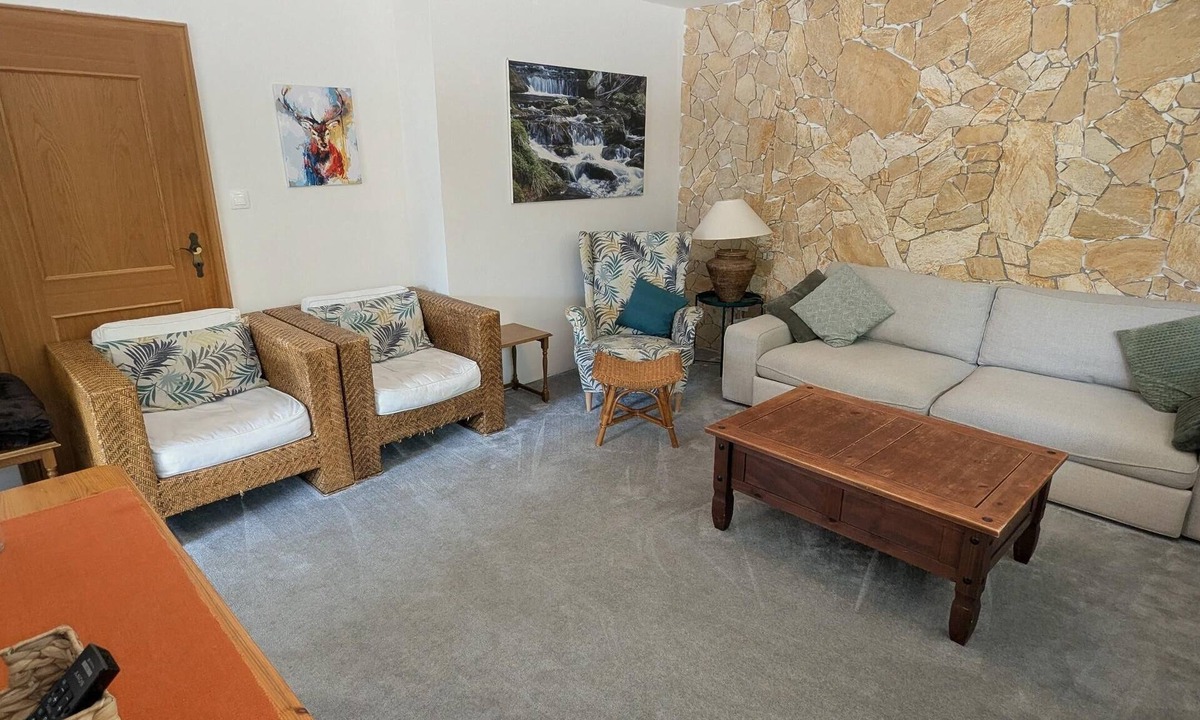 Bayerisch Eisenstein Apartment | Vacation home (140sqm) on the edge of the forest with terrace