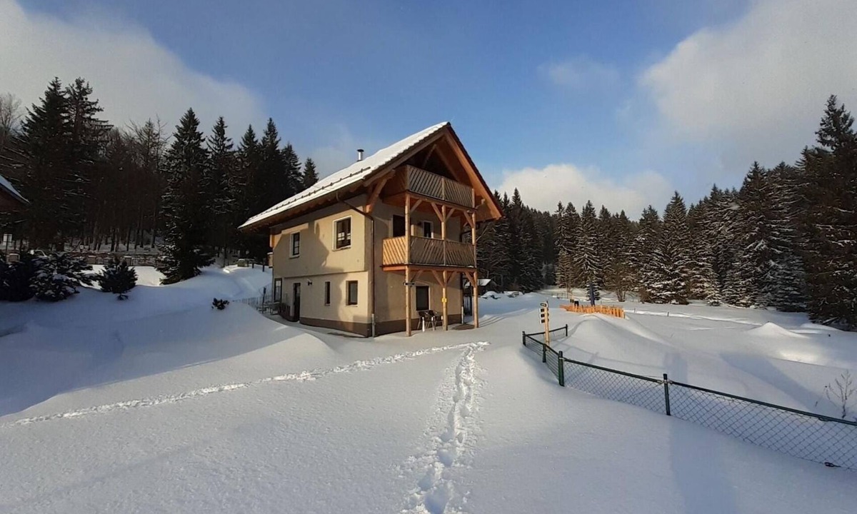Oberschoenau House | Vacation home for 7 guests with 80m² in Steinbach Hallenberg (272725)