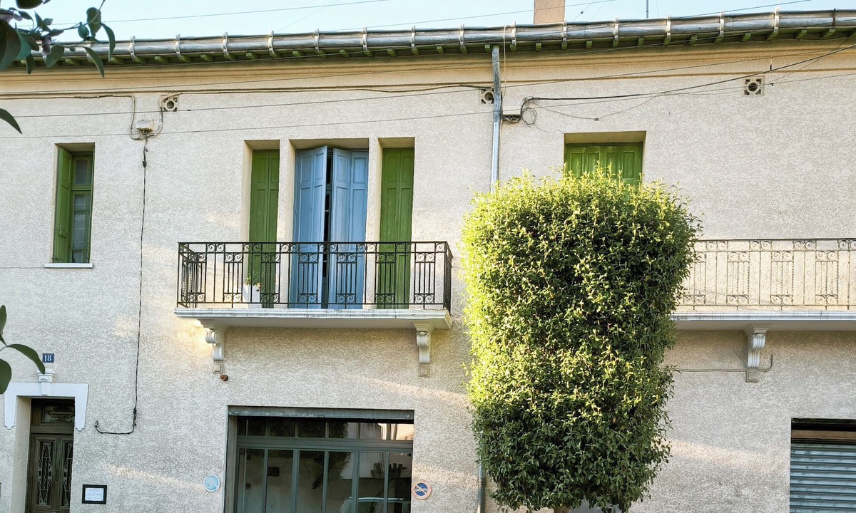 Bas-Vernet House | Vacation home 10 minutes from the beaches, between the sea and the mountains—downtown + garages