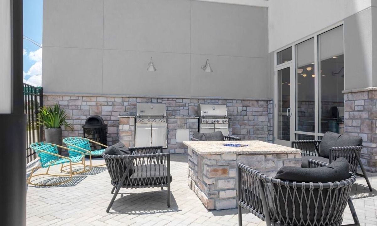 Clearwater Hotel | Vacation is Calling! Free Breakfast, Free Parking, Pet-friendly Property, Pool