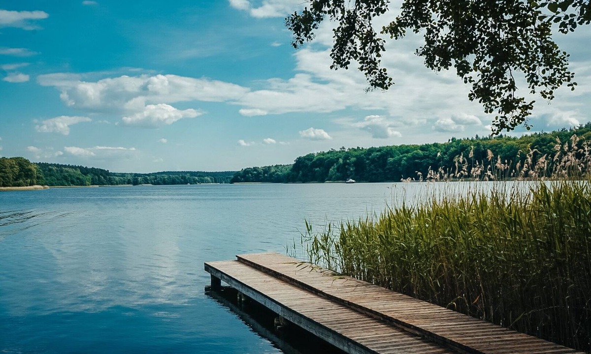 Priepert Apartment | Vacation room directly on the lake