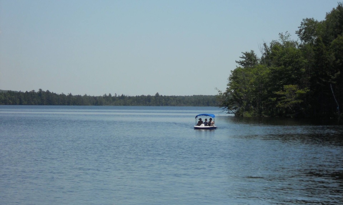Brookton Cottage | Vacations, Guided Fishing Trips, Or Non Guided Fishing. Great Bass Fishing.